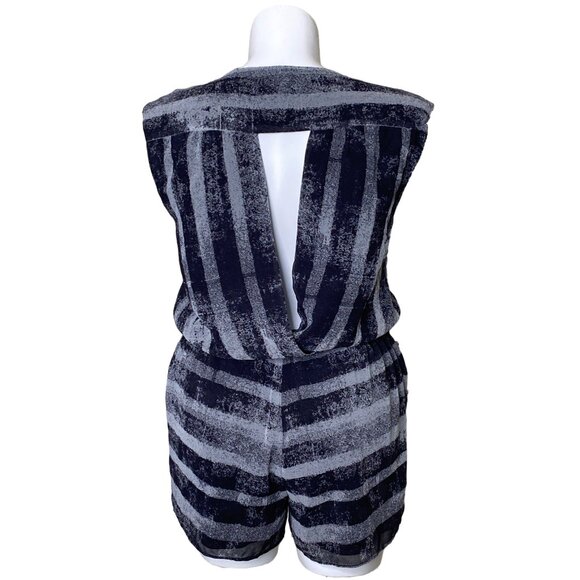 Rachel Rachel Roy Striped Sleeveless V-Neck Romper Womens L Black & Gray Polyest - Picture 5 of 10